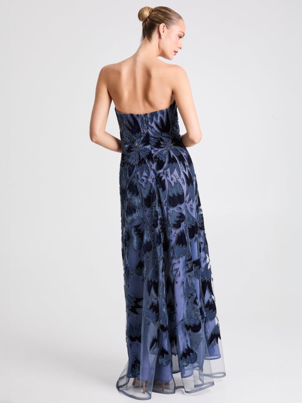 Helsi Sasha Floral Strapless Maxi Dress in Demin Blue Size XS Preloved - Picture 5 of 10